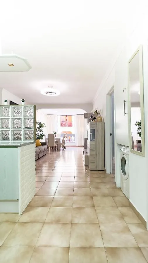 Korallia Guesthouse Castle Harbour Los Cristianos  Los Cristianos (Tenerife)